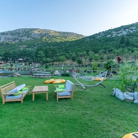 Yenice Vadi Dogal Yasam Koyu *